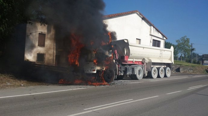 Incendio camión