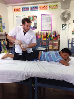 Pedro Domínguez, cooperante en Chincha (Perú)