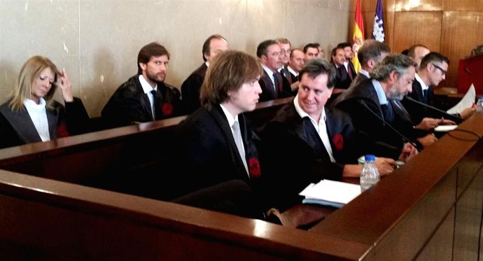 Abogados de la defensa del caso Kabul