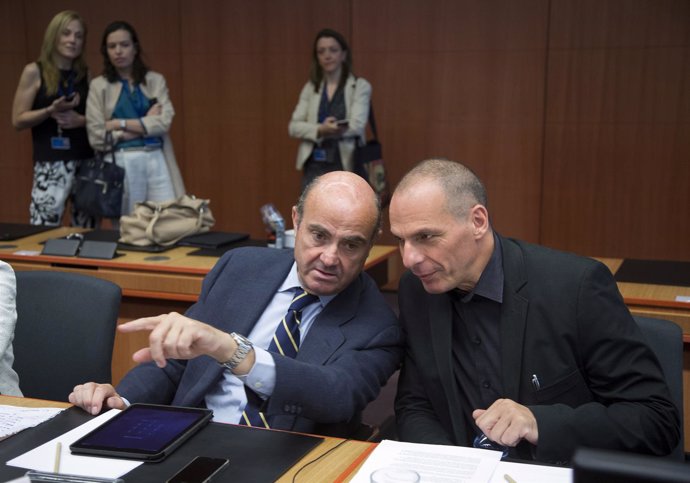Varoufakis y De Guindos en Bruselas