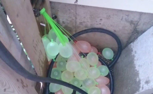 Bunch O Ballons, el invento para llenar 100 globos de agua en un minuto