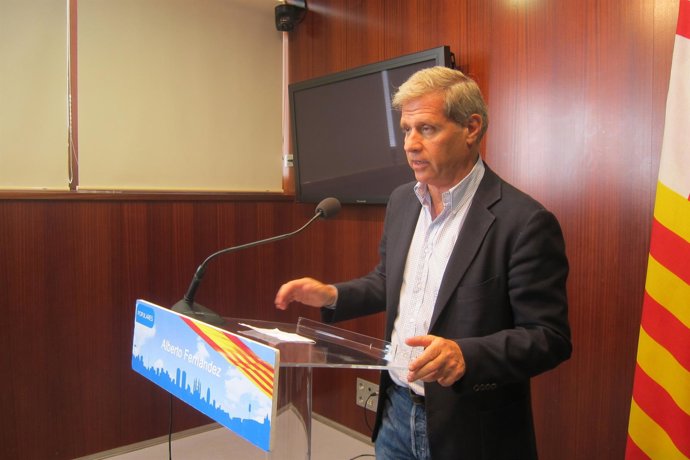 El líder del PP en el Ayuntamiento de Barcelona, Alberto Fernández
