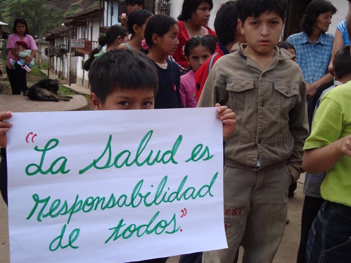 Campaña de sensibilización sobre el dengue en Perú