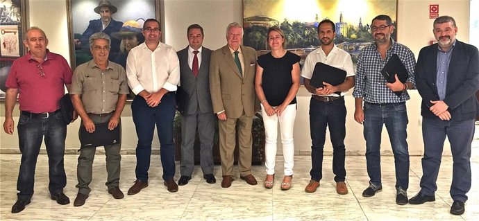 José Luis García Palacios con los grupos de desarrollo rural de Sevilla