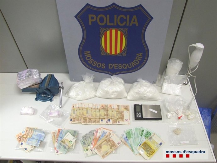 Los Mossos d'Esquadra han decomisado tres kilos de cocaína en L'Hospitalet