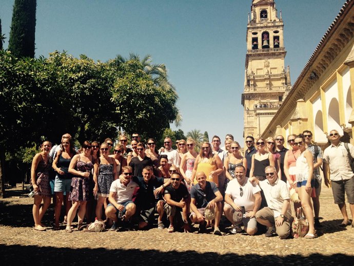 Los representantes de las agencias de viajes británicas en la Mezquita