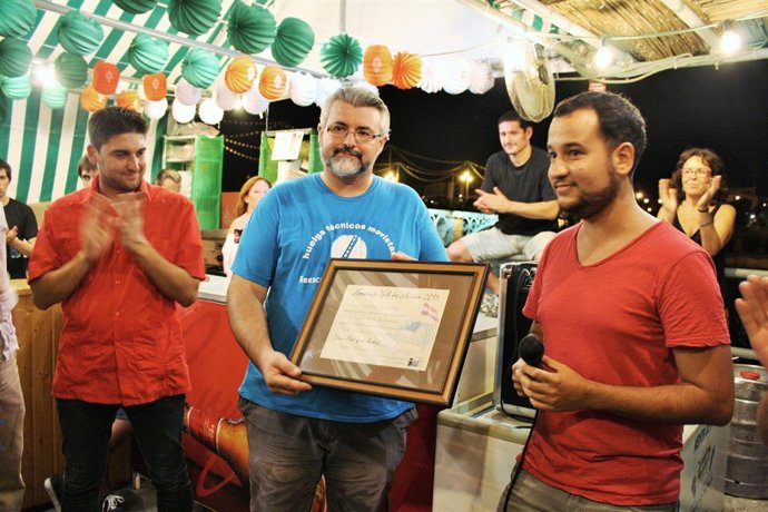 Acto en la caseta de IU-CA.