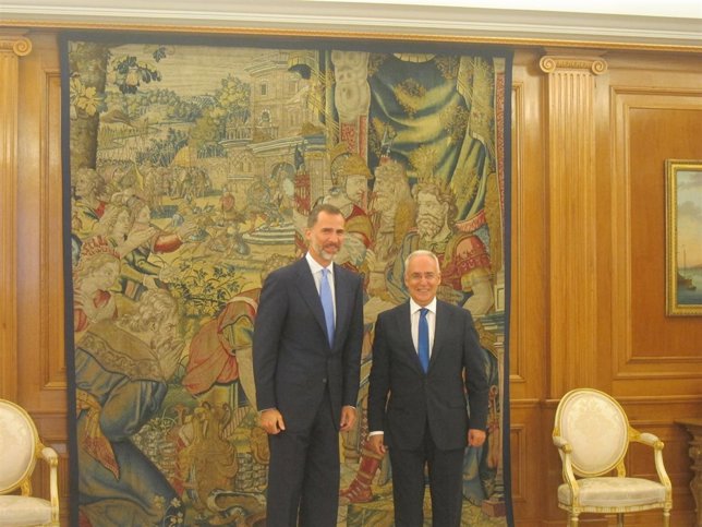 El Rey recibe en audiencia al presidente de La Rioja, José Ignacio Ceniceros