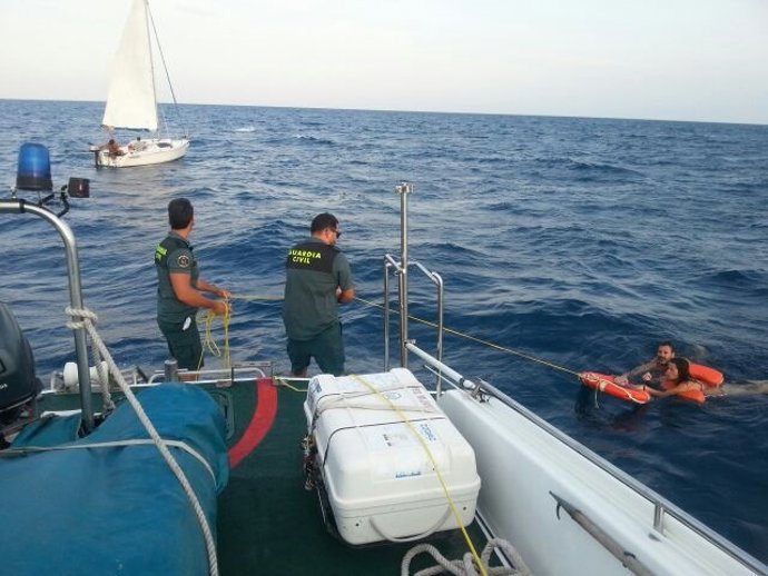 RESCATE DE DOS PERSONAS