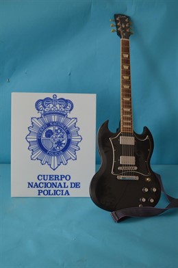 Guitarra eléctrica recuperada