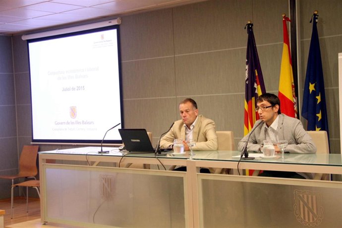Iago Negueruela y Llorenç Pou en rueda de prensa