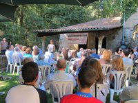 Víctimas del Alvia piden "más imputados" en el segundo aniversario