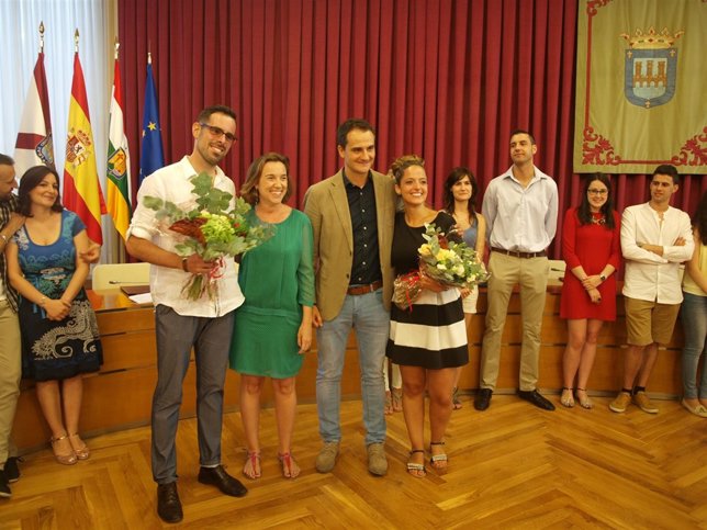 Gamarra y Sáinz, con los Vendimiadores 2015    