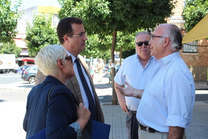 Reunión con comerciantes del entorno de la calle Sinaí