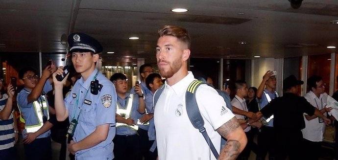 Sergio Ramos en la llegada a China del Real Madrid