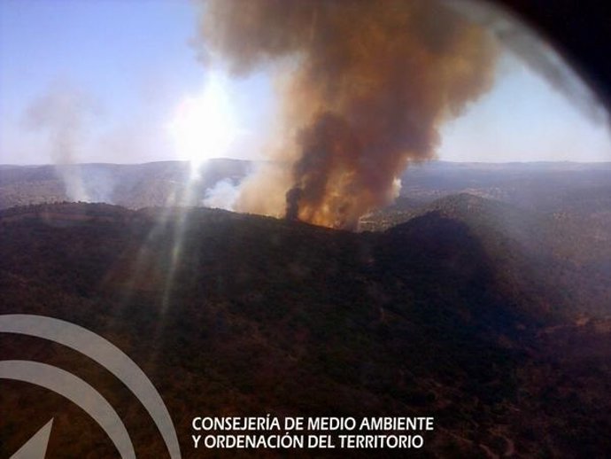 Incendio en El Ronquillo (Sevilla)