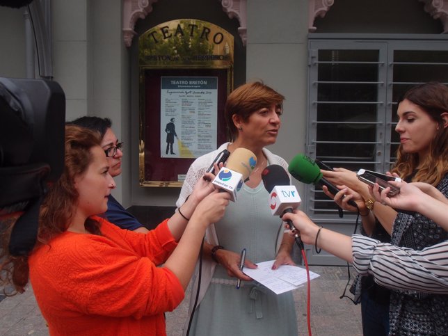 Pilar Montes, durante la rueda de prensa    