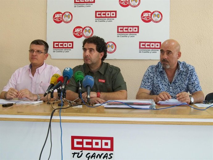 Mariano Sanz (I), Juan Manuel Ramos y Javier García (D)