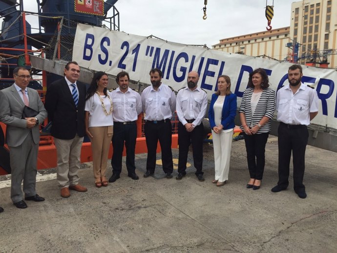 La ministra de Fomento, Ana Pastor, en una visita a Canarias