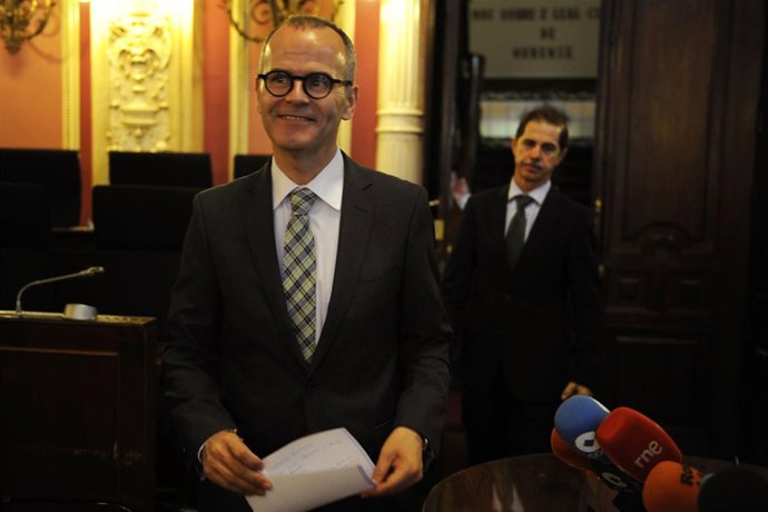 ALCALDE DE OURENSE, JESÚS VÁZQUEZ, DEL PP: RUEDA DE PRENSA DEL CUARTO DÍA TRAS S