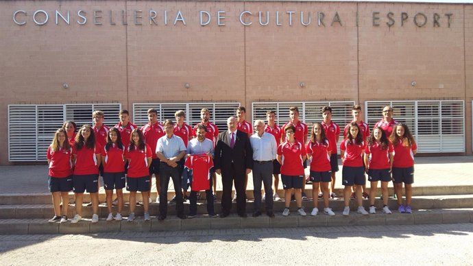 Marzà recibe las selecciones masculina y femenina de pilota valenciana