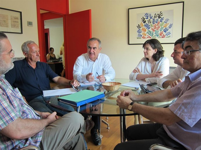 González Tovar con los responsables de ADES