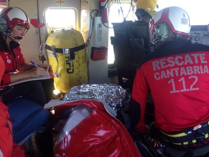 Evacuación de mujer con síntomas de ictus