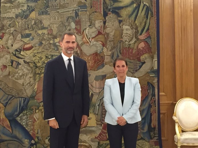 El Rey Felipe VI recibe a la presidenta de Navarra, Uxue Barkos