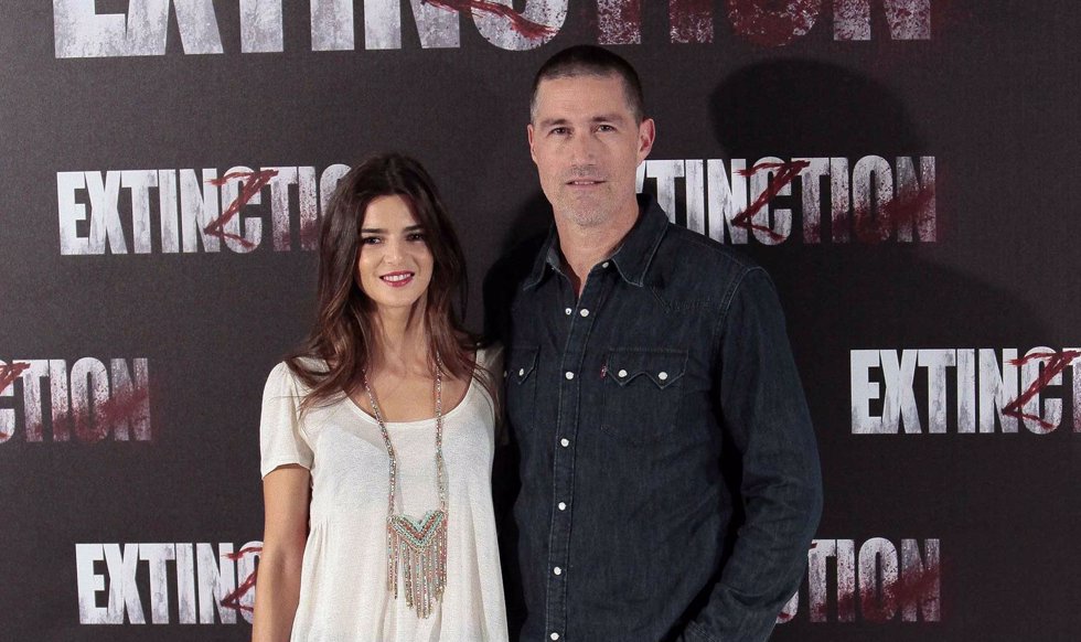 Clara Lago y Matthew Fox en la presentación de 'Extinction'