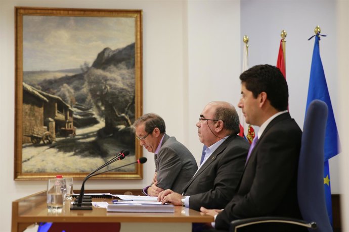 El consejero de Medio Rural, Pesca y Alimentación