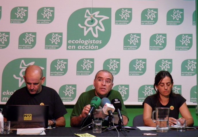 Carlos Villeta (Plataforma), Paco Castejón (EEA) y Raquel Montón (Greenpeace)