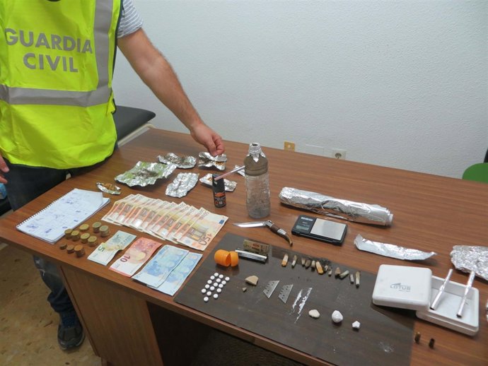 Drogas intervenidas en el punto de venta de Adra