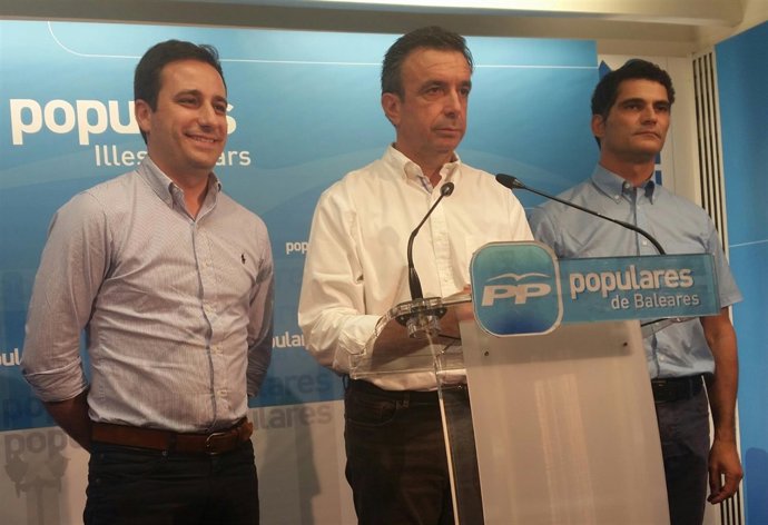 Vidal presenta al nuevo secretario y al nuevo vicesecretario