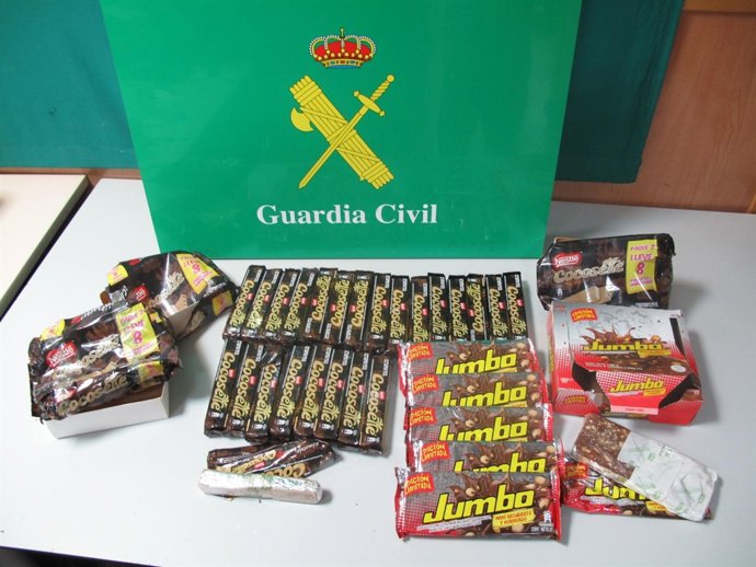 Pastelitos rellenos de cocaína