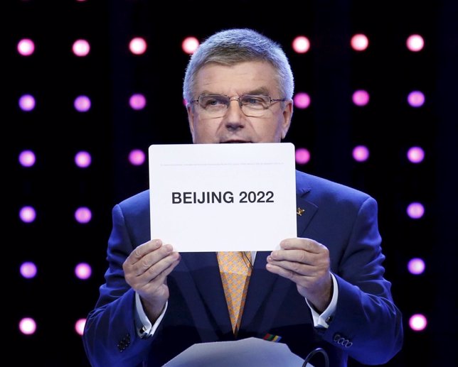 Thomas Bach anuncia a Pekín como ganadora