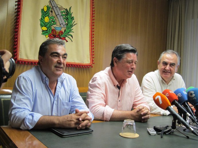Claver y González Tovar, en la rueda de prensa