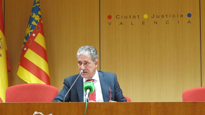 Pedro Viguer en la rueda de prensa