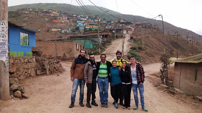 Uma lima perú estudiantes proyecto mejor condiciones vida