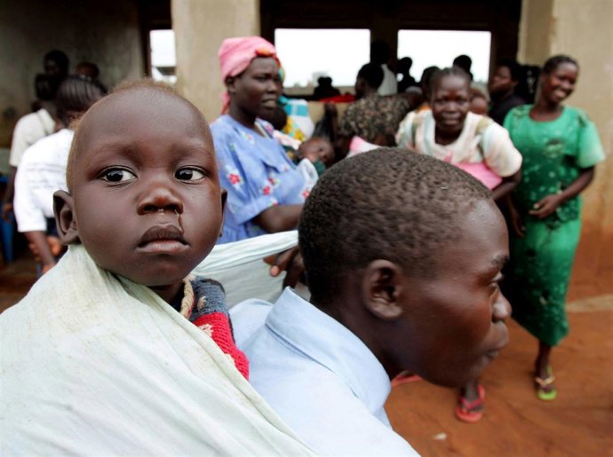 Una mujer secuestrada por el LRA junto a su hijo en el norte de Uganda