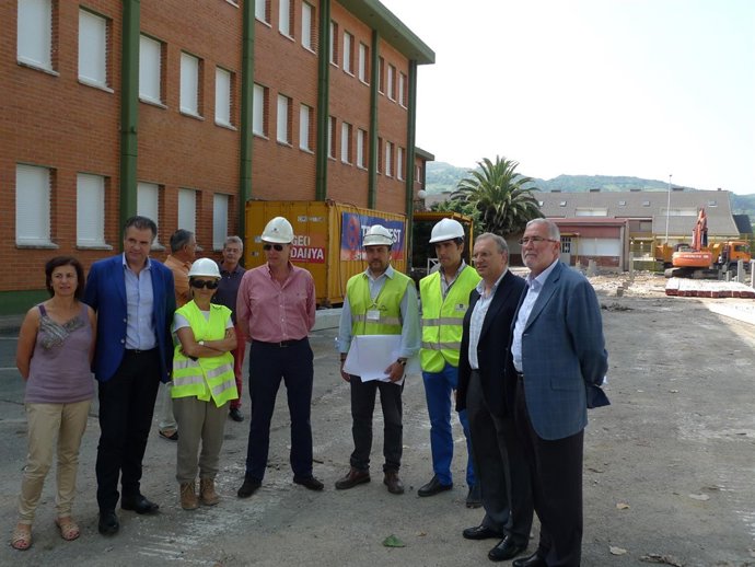 El consejero de Educación en el IES Astillero