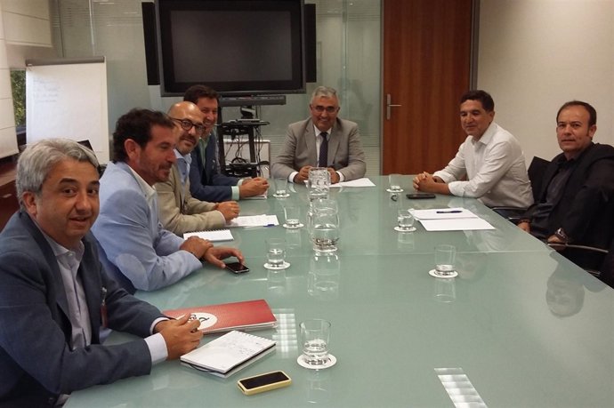 Ramírez de Arellano se reúne con Cepes y Faecta.