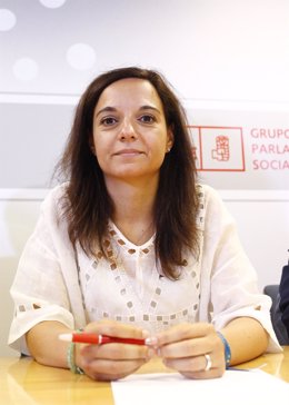 Sara Hernández en una reunión del Grupo Socialista en la Asamblea de Madrid
