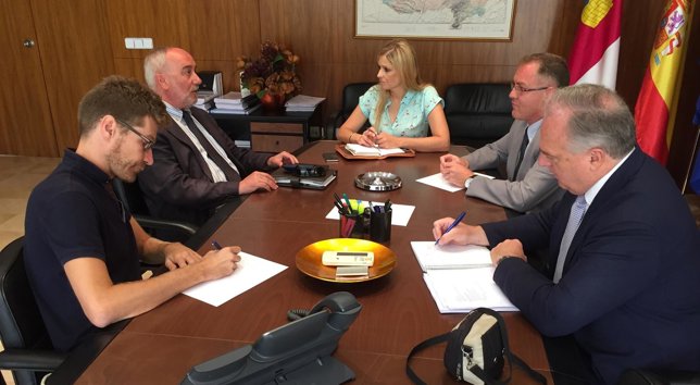 Elena de la Cruz, consejera de Fomento