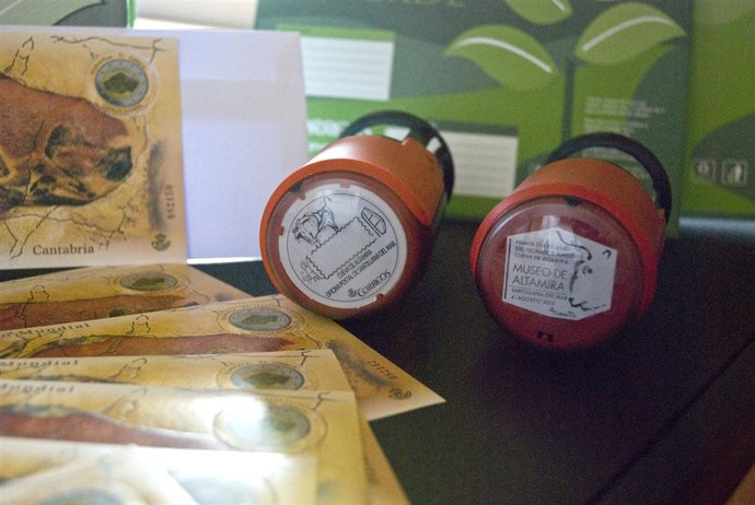 Fechador y matasellos dedicados a la cueva de Altamira