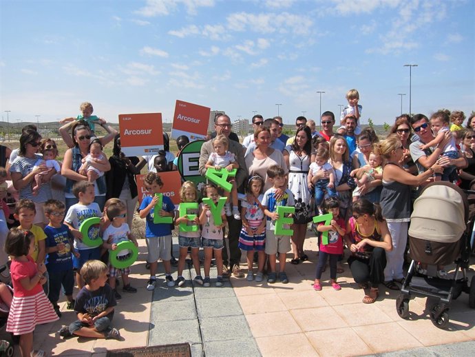 Anuncio de la redacción del proyecto del colegio de Arcosur en la parcela E-7