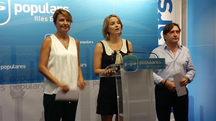 Durán, Prohens y Rovira en la rueda de prensa