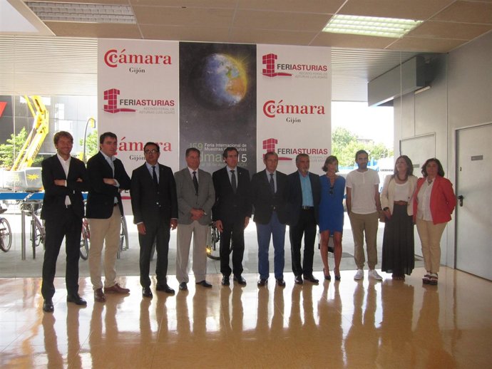 Foto de Familia jornada Jóvenes empresarios en FIDMA