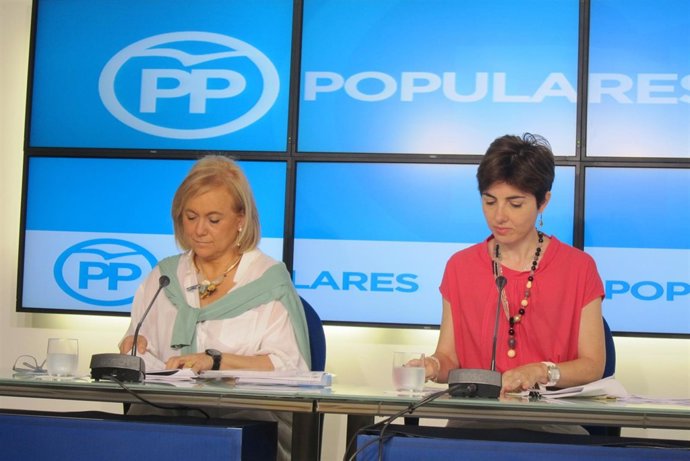 Mercedes Fernández y Emma Ramos