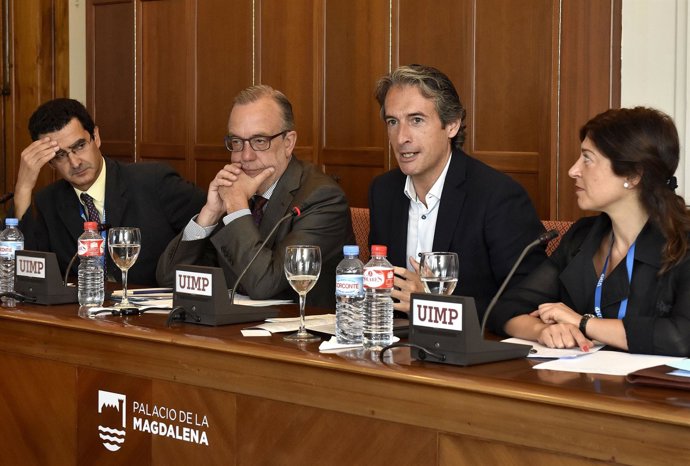 El alcalde durante su intervención