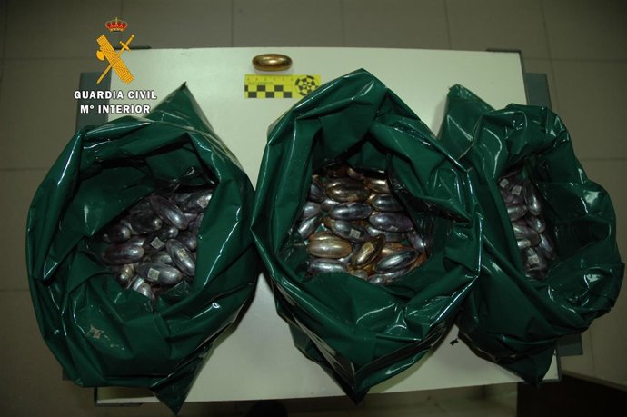 Bellotas de hachís incautadas en Torremejía